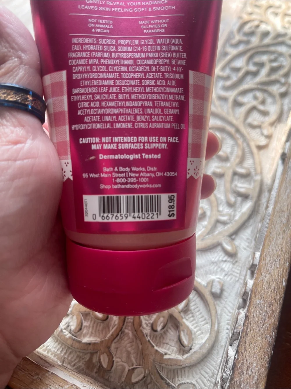 Bath & Body Works Gingham Gorgeous Body Scrub - Pink